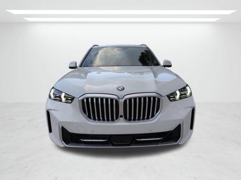 New 2026 BMW X5 xDrive40i w/ Parking Assistance Package AWD/4WD image 9