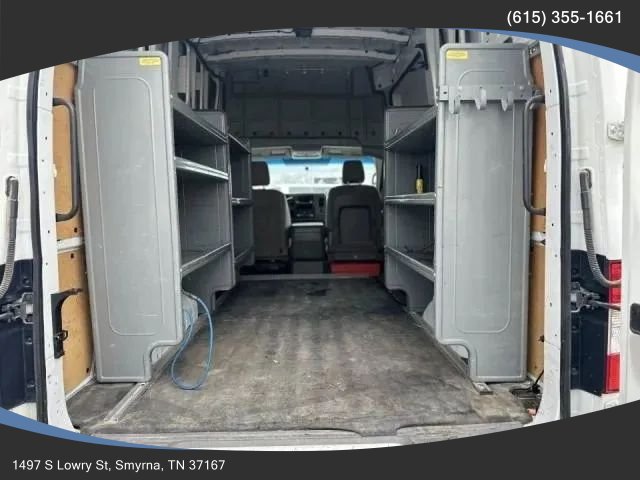 Used 2018 Nissan NV 2500 SV RWD image 11