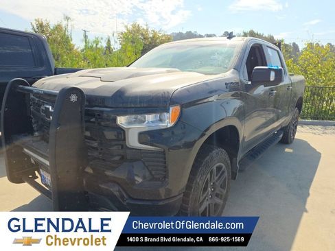 Used 2024 Chevrolet Silverado 1500 LT Trail Boss w/ LT Trail Boss Premium Package AWD/4WD image 1