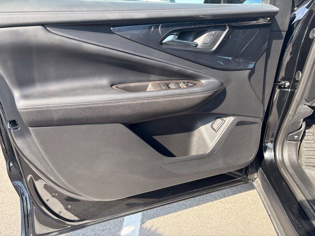 Used 2024 Chevrolet Blazer EV LT AWD/4WD image 13