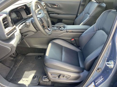 Used 2026 Toyota Crown XLE image 16