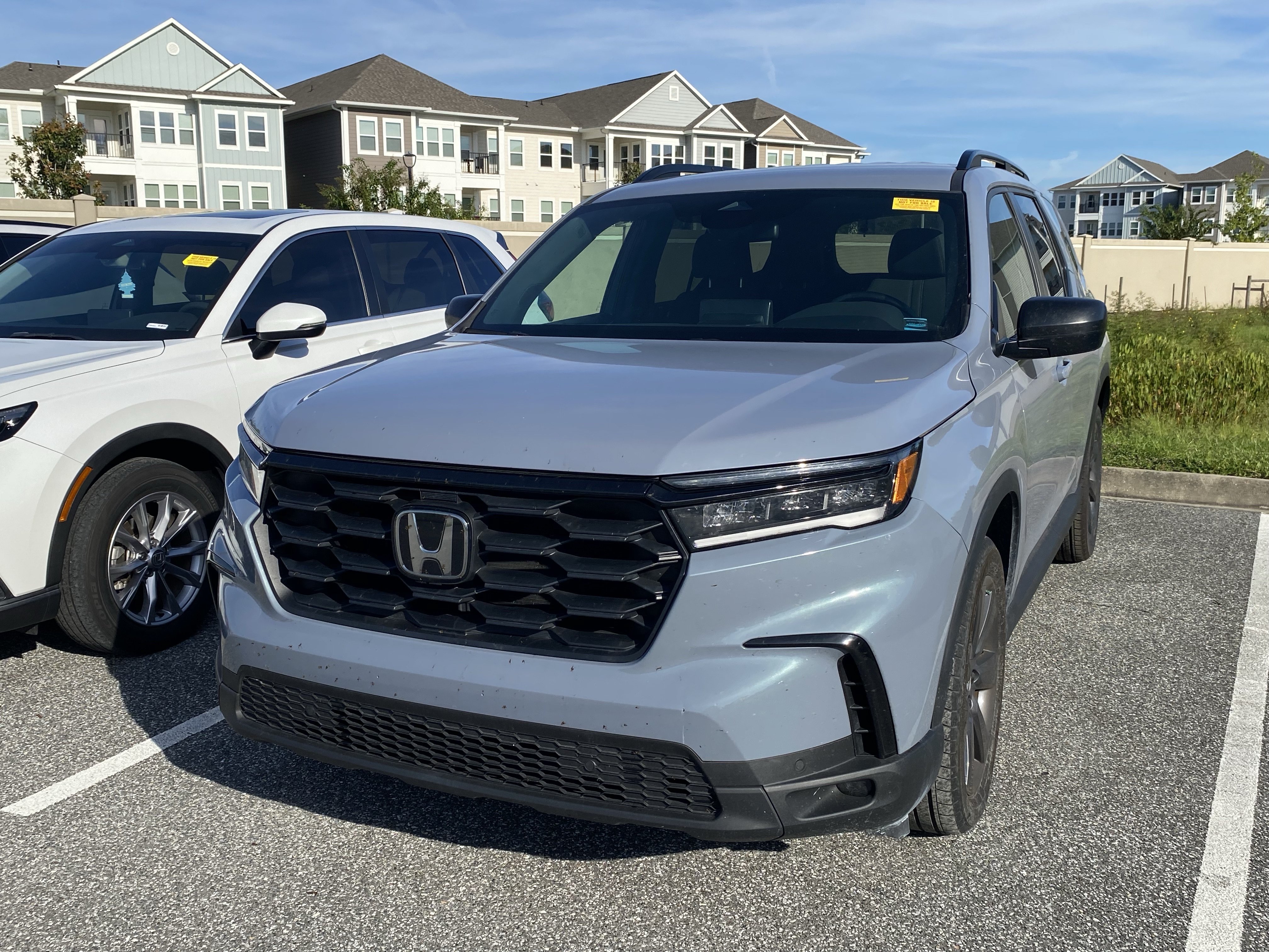 Used 2025 Honda Pilot Sport image 13