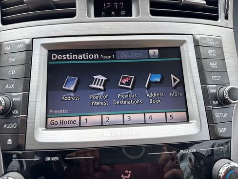 Used 2011 Toyota Avalon Limited FWD image 21