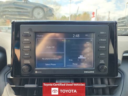 Certified 2022 Toyota RAV4 LE AWD/4WD image 18