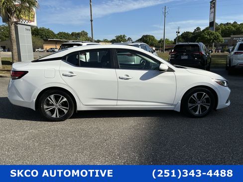 Used 2022 Nissan Sentra SV image 6