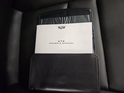 Used 2023 Cadillac XT5 Luxury image 27