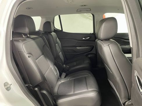 Used 2023 GMC Acadia SLT w/ Elevation Edition AWD/4WD image 21