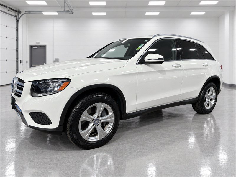 Used 2017 Mercedes-Benz GLC 300 4MATIC image 11