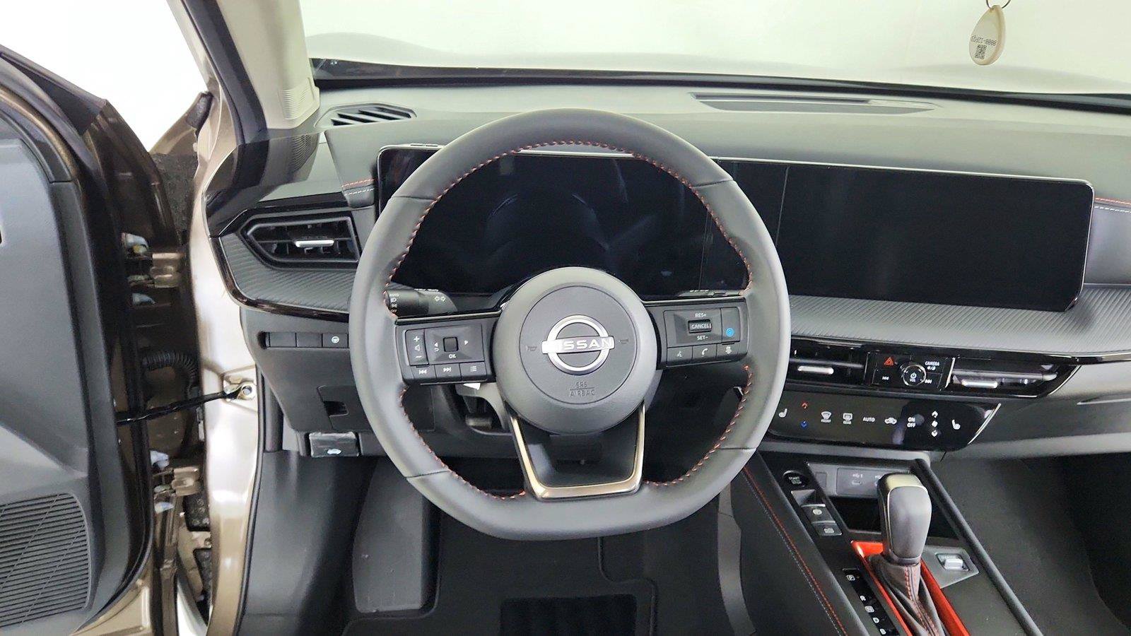 Used 2026 Nissan Kicks SR w/ Cold Weather Package AWD/4WD image 19