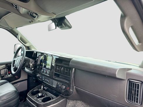 New 2026 GMC Savana 2500 Extended w/ Driver Convenience Package RWD image 19