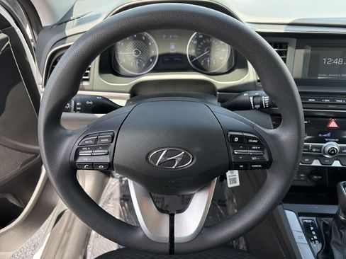 Used 2020 Hyundai Elantra SE w/ Cargo Package (C1) FWD image 27