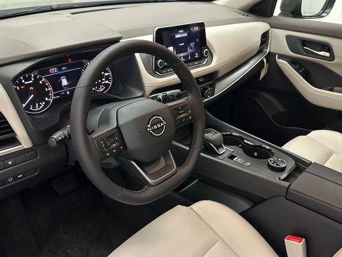 New 2026 Nissan Rogue Dark Armor AWD/4WD image 18