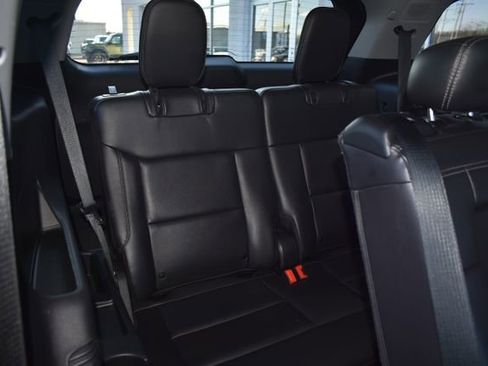 Used 2024 Ford Explorer Limited image 47