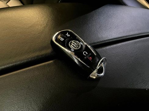 Used 2017 Buick Envision Essence FWD image 32