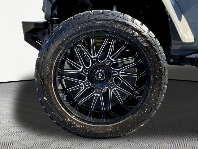Used 2021 Jeep Gladiator Rubicon AWD/4WD image 36