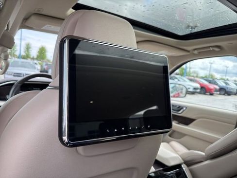 Used 2020 Lincoln Navigator Reserve w/ Luxury Package AWD/4WD image 19