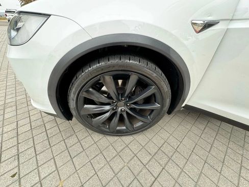 Used 2020 Tesla Model X Long Range AWD/4WD image 38