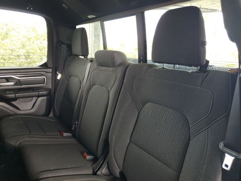 Used 2022 RAM 1500 Big Horn w/ Night Edition RWD image 8