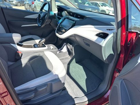 Used 2019 Chevrolet Bolt LT image 26