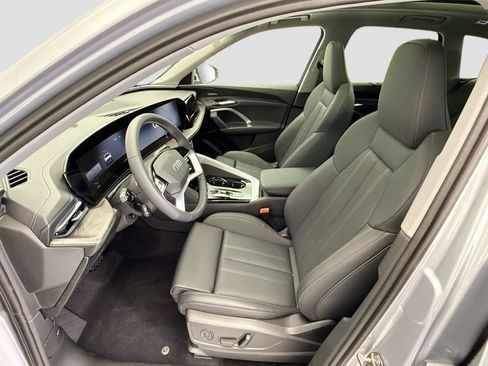 Used 2026 Audi Q5 Premium Plus w/ Premium Plus AWD/4WD image 18