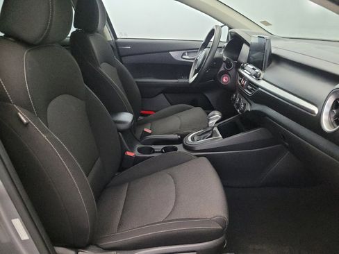 Used 2023 Kia Forte LXS image 21