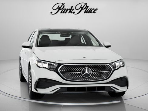 Used 2026 Mercedes-Benz E 350 4MATIC Sedan image 35