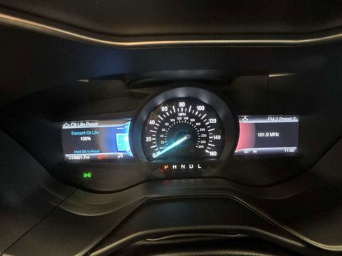 Used 2020 Ford Fusion SE image 10