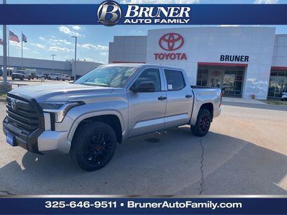 New 2025 Toyota Tundra SR