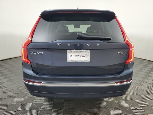 Used 2025 Volvo XC90 B6 Plus AWD/4WD image 7