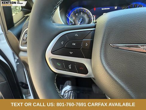Used 2026 Chrysler Pacifica Limited AWD/4WD image 17