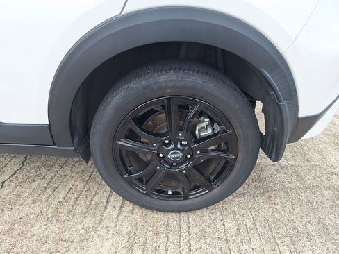 Used 2024 Nissan Kicks SR image 22