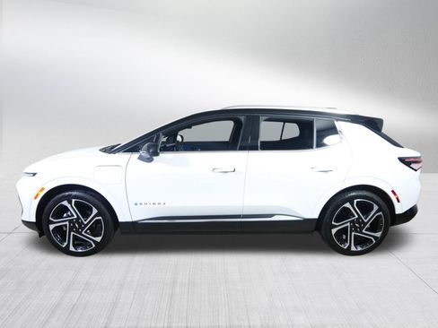 Used 2026 Chevrolet Equinox EV LT w/ Convenience Package II FWD image 4