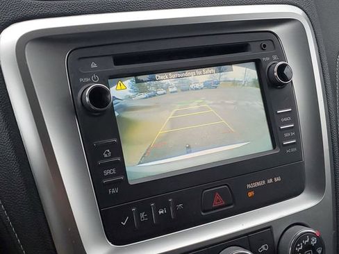 Used 2014 GMC Acadia SLE FWD image 20