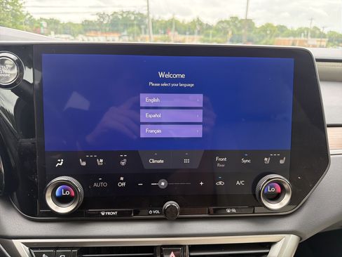 Used 2024 Lexus RX 350 AWD w/ Convenience Package image 23