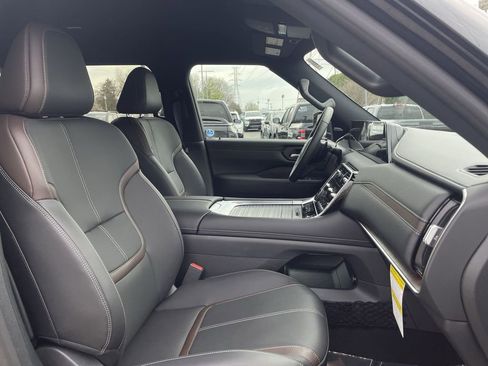 New 2025 Nissan Armada SL w/ Captain's Chari Seat Package image 24