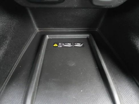 Used 2023 Chevrolet Traverse LT w/ LT Premium Package image 32