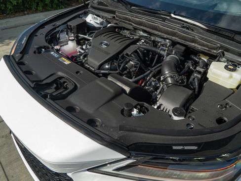 New 2026 Lexus RX 500h F Sport AWD/4WD image 4