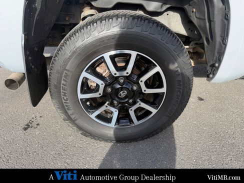 Used 2020 Toyota Tundra Limited image 14