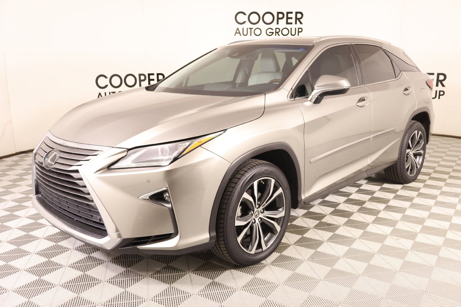 Used 2018 Lexus RX 350 FWD w/ Premium Package image 11