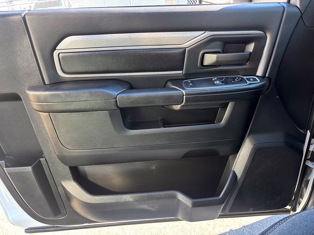 Used 2023 RAM 5500 Tradesman RWD image 14