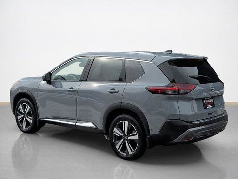 Certified 2023 Nissan Rogue SL w/ SL Premium Package image 5