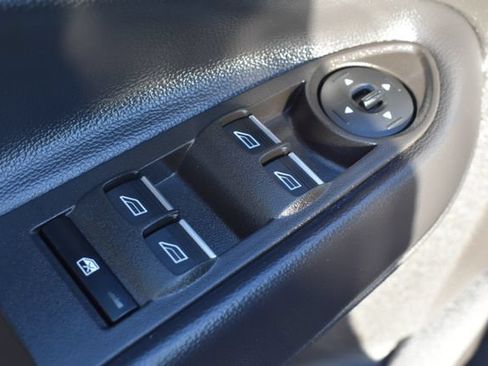 Used 2019 Ford Escape SEL AWD/4WD image 19
