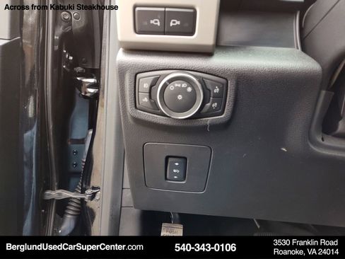 Used 2017 Ford F150 Lariat image 17