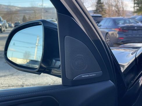 Used 2023 BMW X5 xDrive45e image 24