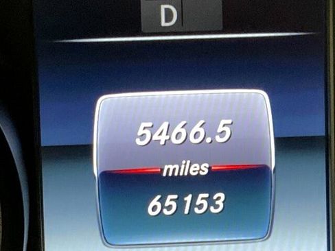 Used 2019 Mercedes-Benz GLC 63 AMG 4MATIC image 23