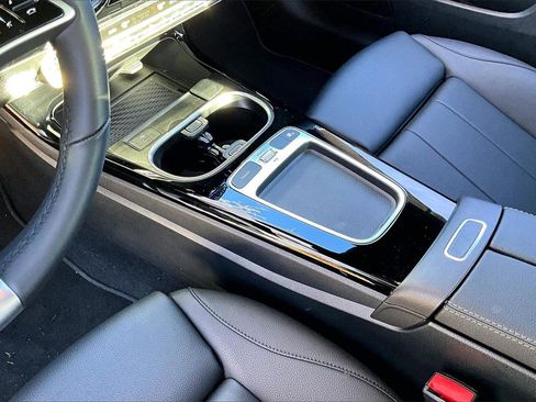 Used 2025 Mercedes-Benz CLA 250 4MATIC image 14