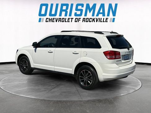 Used 2018 Dodge Journey SE w/ Blacktop Package FWD image 4