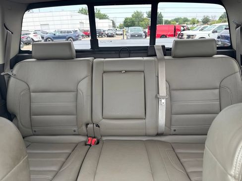 Used 2016 GMC Sierra 1500 Denali w/ Enhanced Driver Alert Package AWD/4WD image 21
