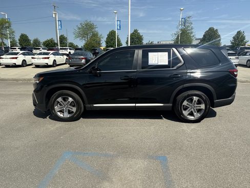 Used 2025 Honda Pilot EX-L image 4