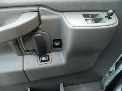 Used 2019 Chevrolet Express 2500 w/ Communications Package image 21